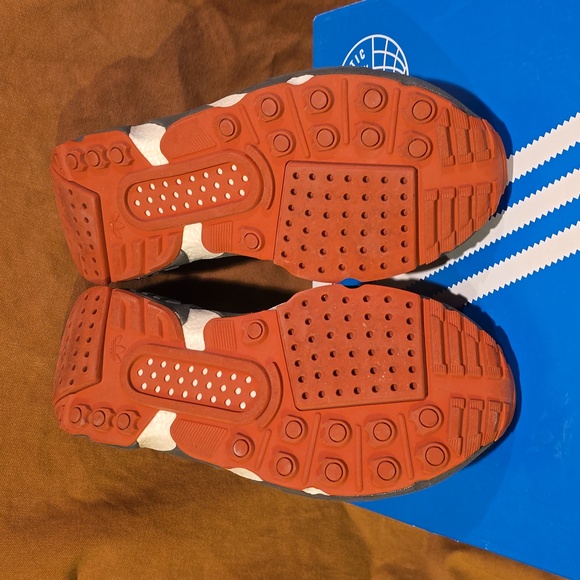 Adidas ZX 22 Boost W 7 - Picture 4 of 4